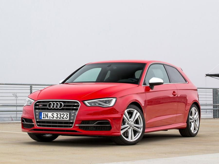  Audi S3 (8V) 2013 года  (WW) (фото 25 из 101)